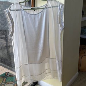 Beautiful silk tunic top like new